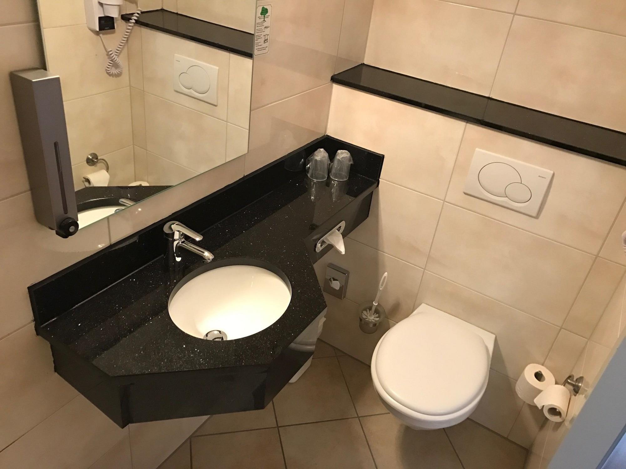 Plaza Inn Hamburg Moorfleet Экстерьер фото