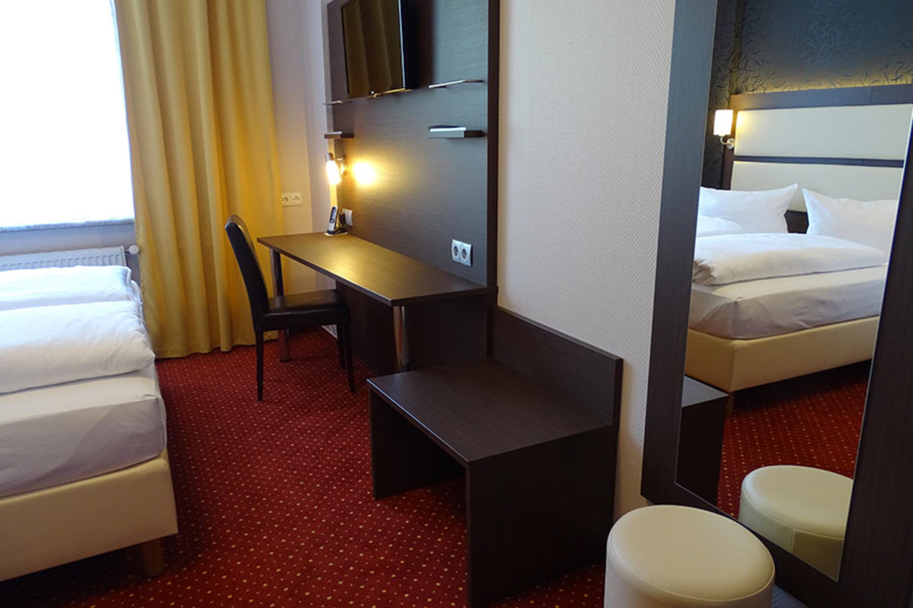 Plaza Inn Hamburg Moorfleet Экстерьер фото