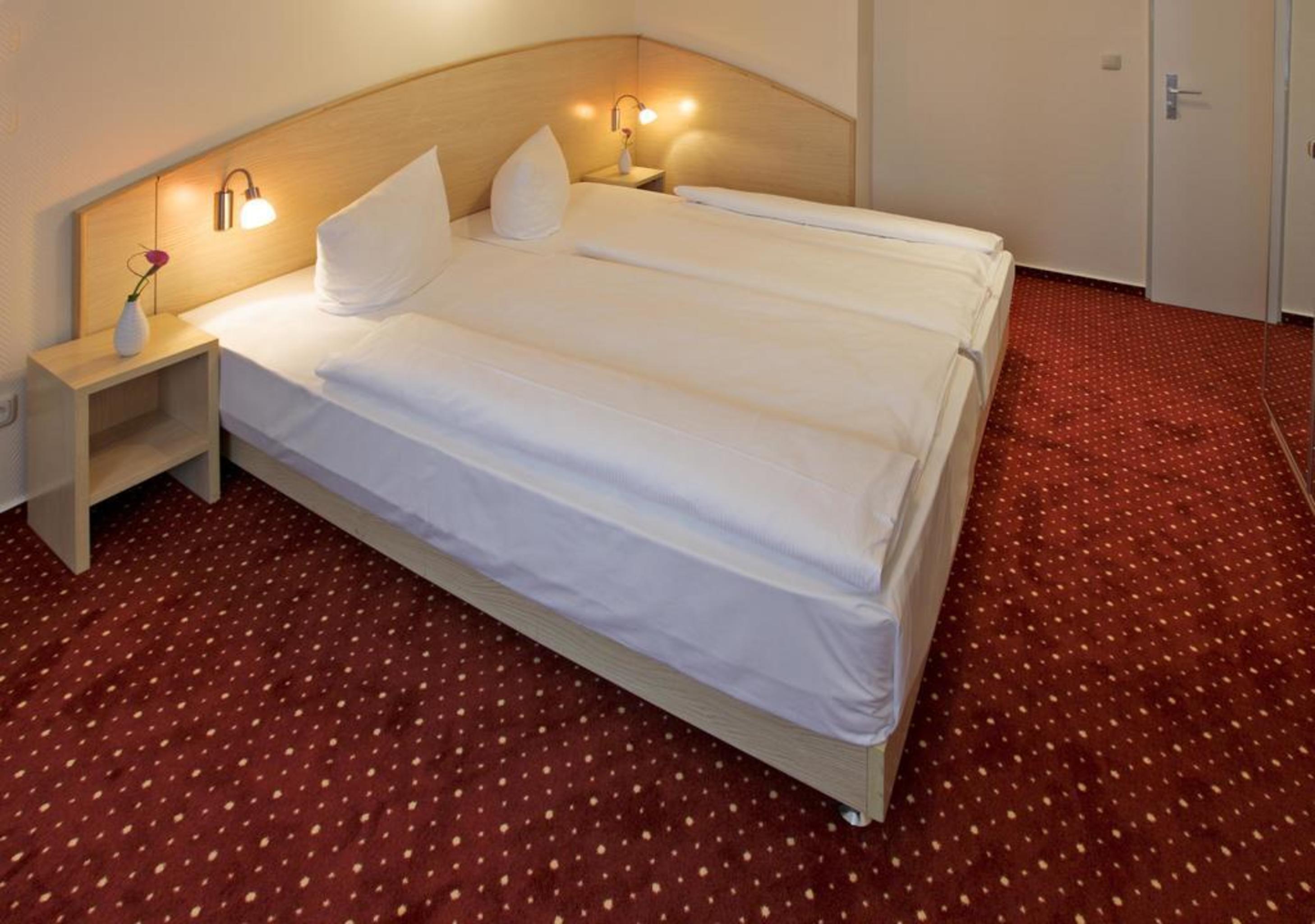 Plaza Inn Hamburg Moorfleet Экстерьер фото