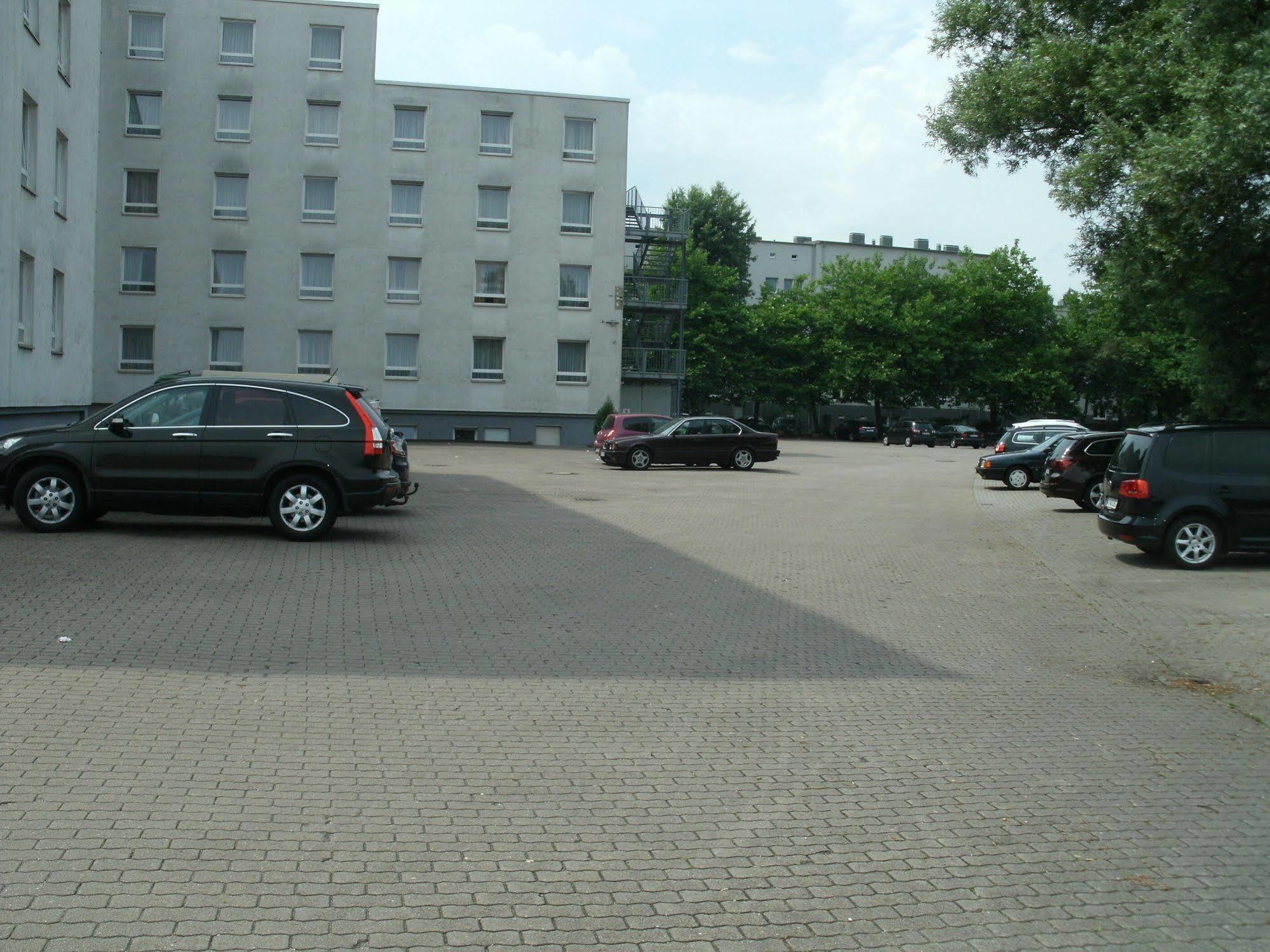 Plaza Inn Hamburg Moorfleet Экстерьер фото
