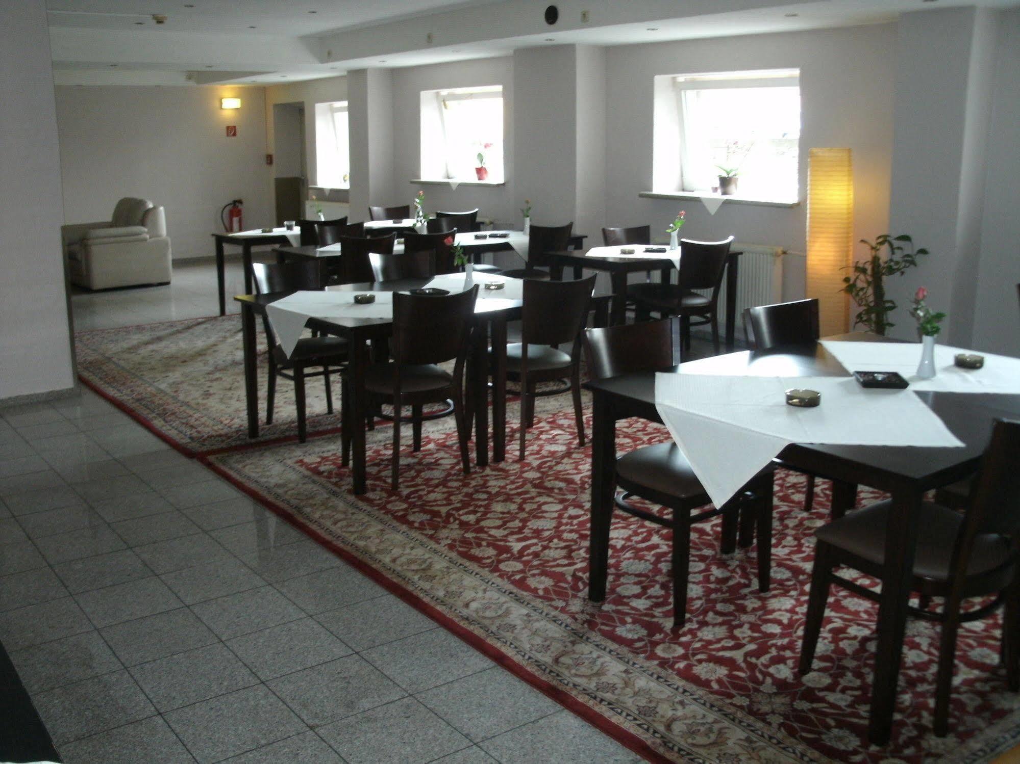 Plaza Inn Hamburg Moorfleet Экстерьер фото